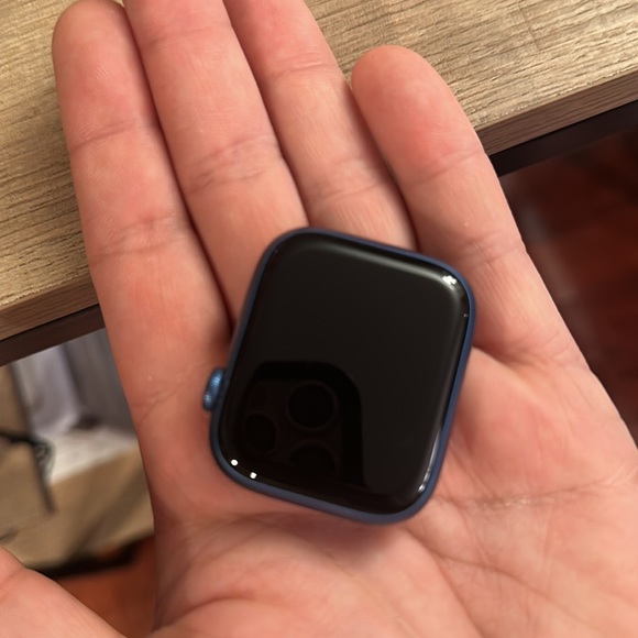 Series 7 apple watch - Picture 2 of 2